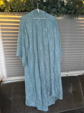 Forever 21 Light Blue Floral Sheer Kimono Cardigan